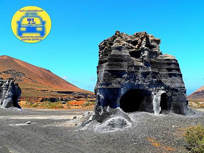 Dyke volcanique dégagé d&#039;une carrière de pouzzolane entre Tes